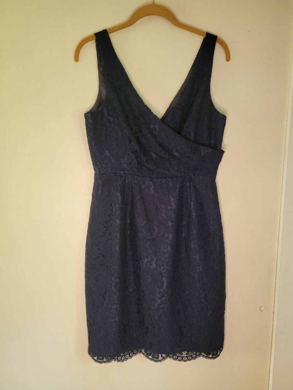 J.Crew NWT Navy Gathered Lace Sheath Wedding Guest Chic Cocktail Dress Sz 6 - Picture 2 of 16